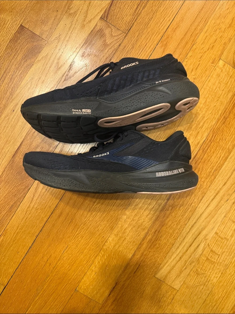 Brooks Men's Black Mesh Running Shoes